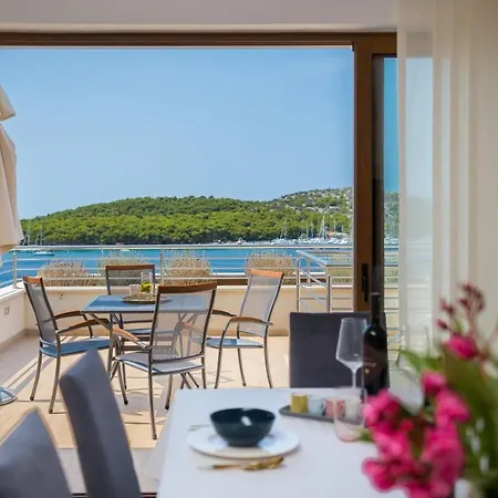 Apartamento Luxury Jasmin With Pool
